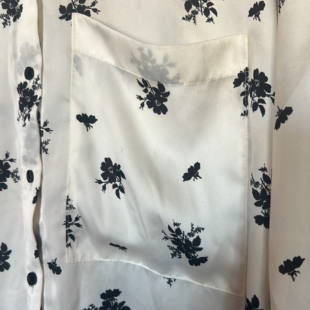 Zara Button Down satin blouse size S - Picture 3 of 5